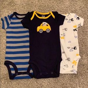 💙Child of Mine | Set of 3 Boy’s Bodysuits 💙